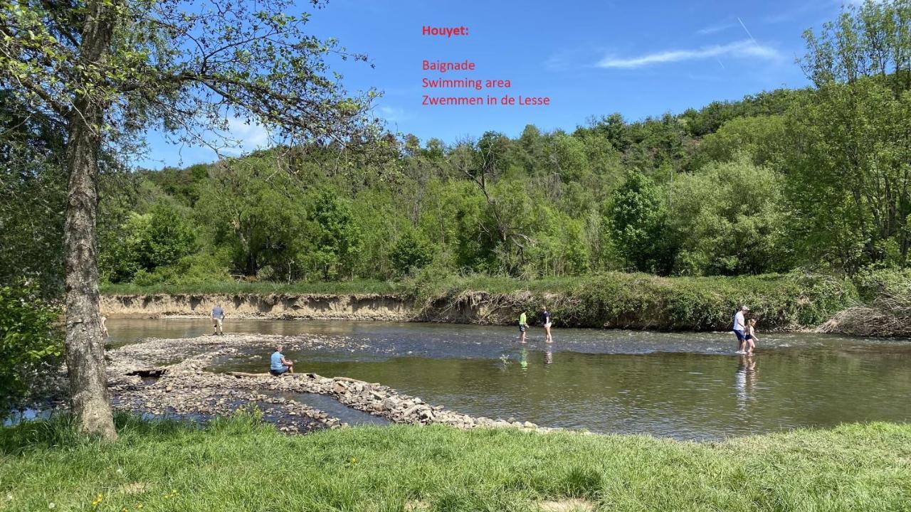 Gites Douillets : Chalet Sur Pilotis Houyet Bagian luar foto