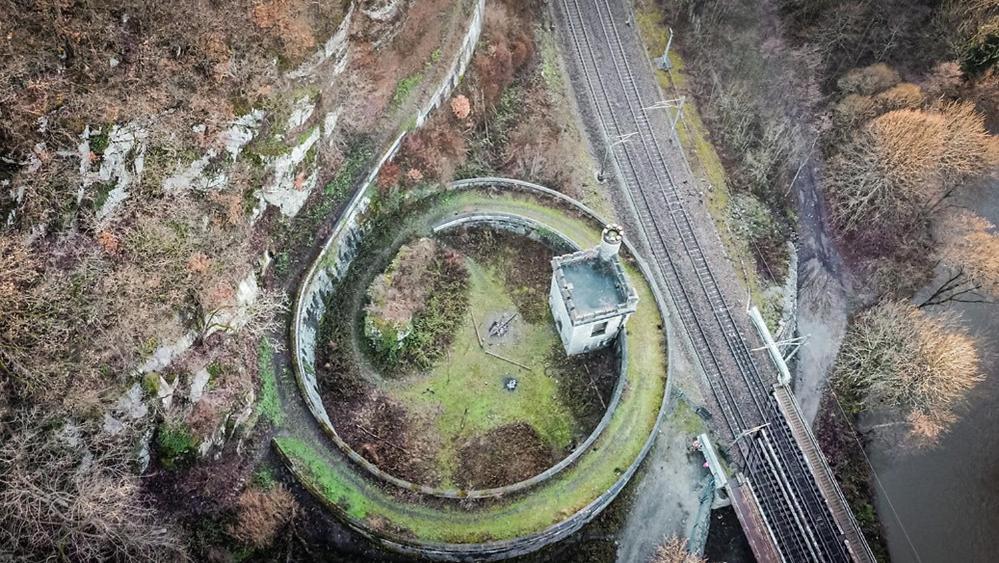 Gites Douillets : Chalet Sur Pilotis Houyet Bagian luar foto